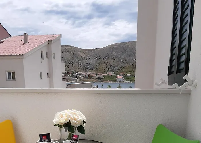 Apartment Pag 16100a *