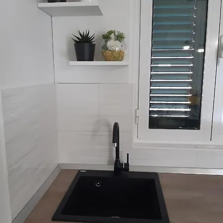Pag 16100a Apartment