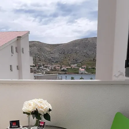 Apartment Pag 16100a *